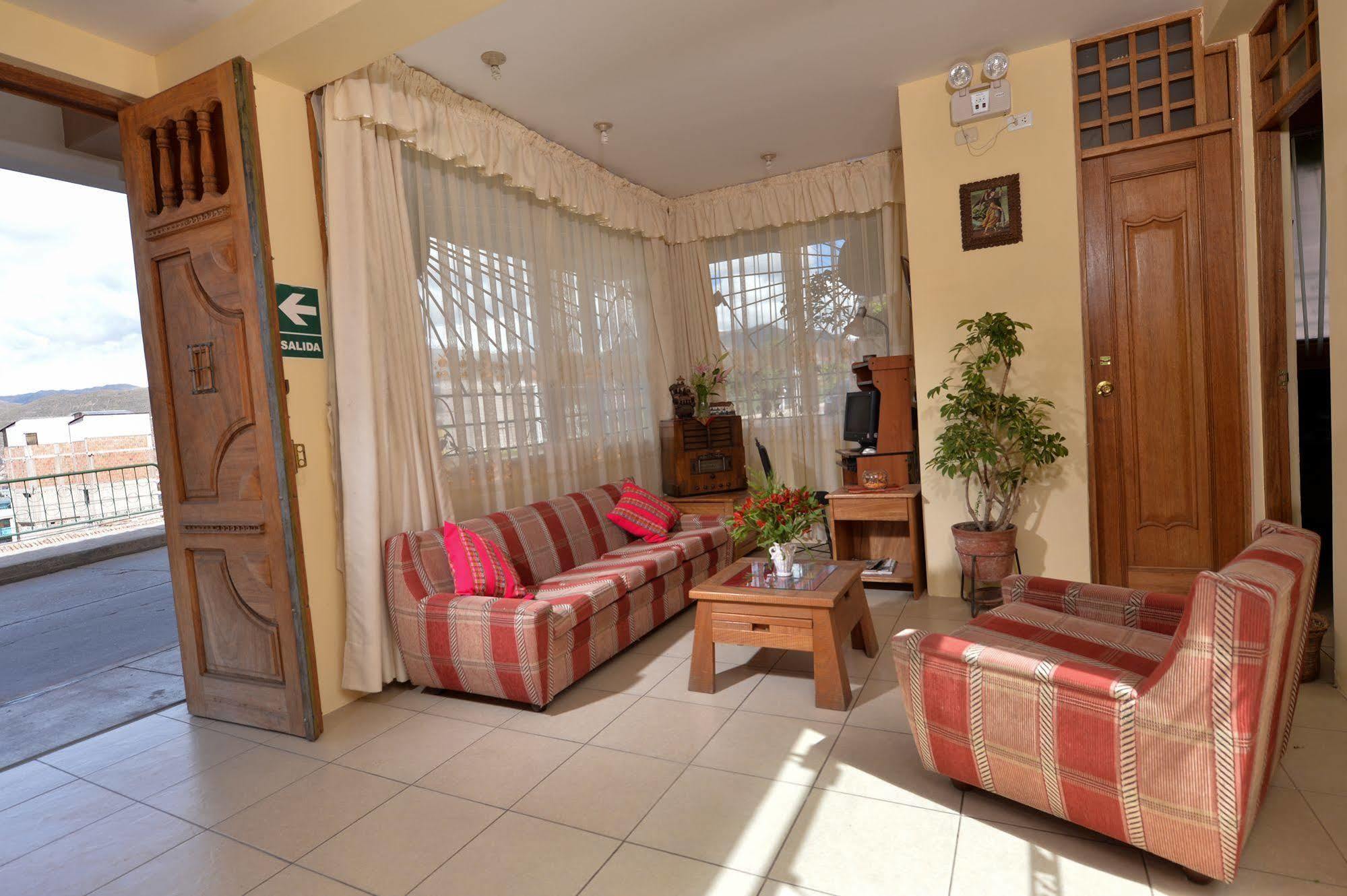 Hostal Atlantis Cuzco Exterior foto